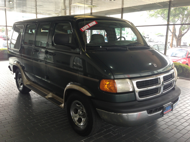 2003 Dodge Ram Van XE 3.5
