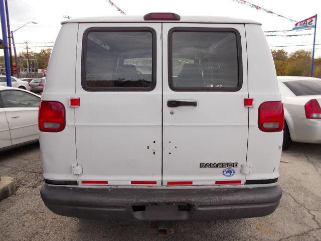 2003 Dodge Ram Van XE 3.5