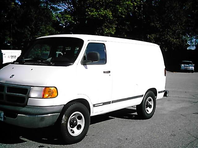 2003 Dodge Ram Van Base