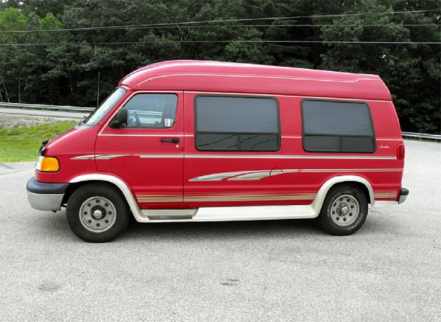 2003 Dodge Ram Van E350btc Luxury 3