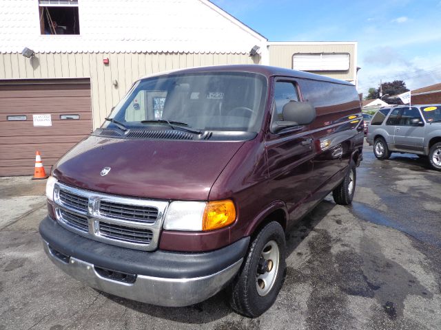 2003 Dodge Ram Van SLT / Big Horn