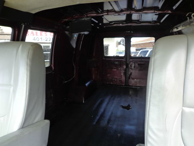 2003 Dodge Ram Van SLT / Big Horn