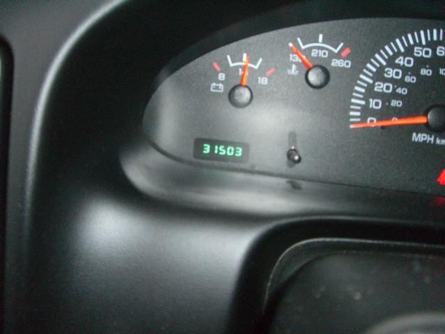 2003 Dodge Ram Van Base