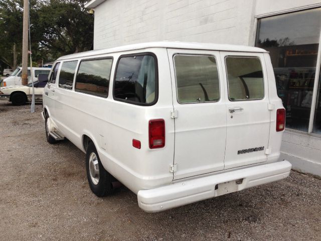 1989 Dodge Ram Wagon Limited Sport Utility 4D