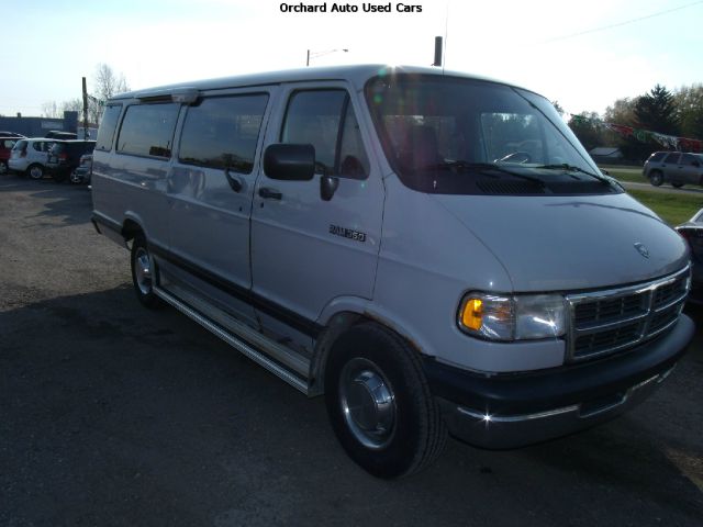 1994 Dodge Ram Wagon ONE Owner, Clean Carfax
