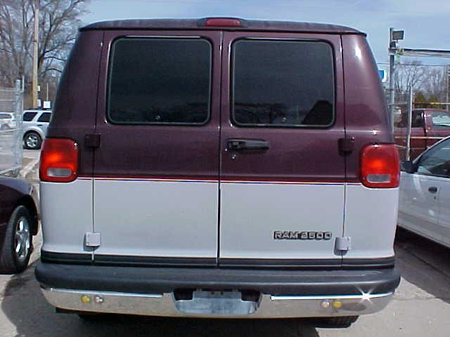 1997 Dodge Ram Wagon Base