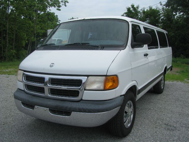 1998 Dodge Ram Wagon Sle2wd