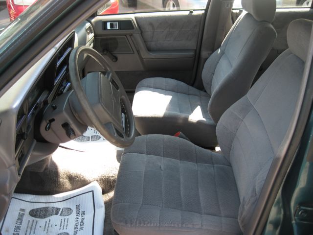 1993 Dodge Spirit Unknown