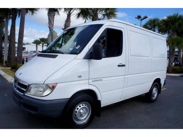 2003 Dodge Sprinter 2500 2WD MEGA CAB 160.5 SXT