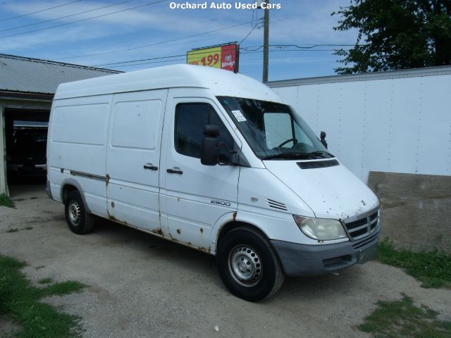 2004 Dodge Sprinter 2500 Ml320 AWD SUV