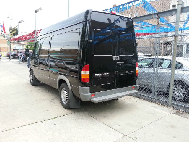 2004 Dodge Sprinter 2500 Ml320 AWD SUV