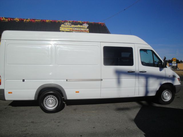 2004 Dodge Sprinter 2500 SLT2 White Dia Leather Sunroof Navi DVD Qds C2