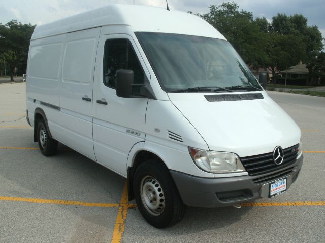 2004 Dodge Sprinter 2500 Ml320 AWD SUV
