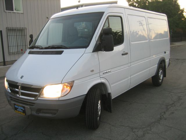 2005 Dodge Sprinter 2500 Ml320 AWD SUV