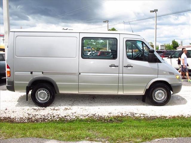 2006 Dodge Sprinter 2500 LT - Duramax Diesel