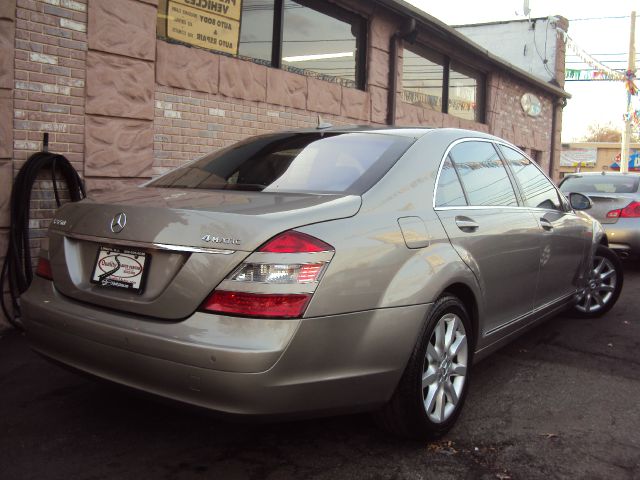 2005 Dodge Sprinter 3500 V8 Package 5