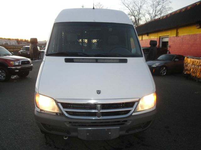 2005 Dodge Sprinter 3500 XLT REG CAB 4X4
