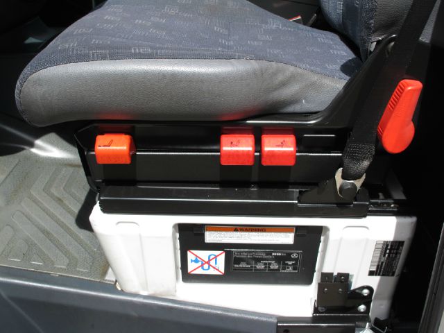 2006 Dodge Sprinter 3500 V8 Package 5