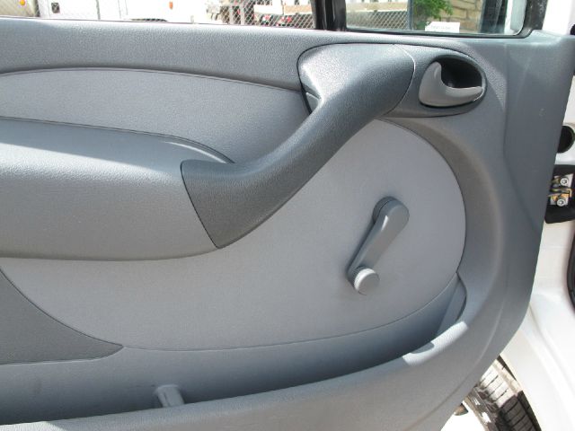 2006 Dodge Sprinter 3500 V8 Package 5