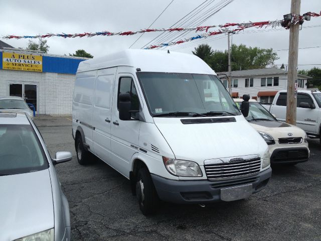 2003 Dodge Sprinter Cargo Crew Cab Amarillo 4X4
