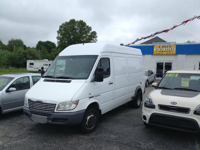 2003 Dodge Sprinter Cargo Crew Cab Amarillo 4X4