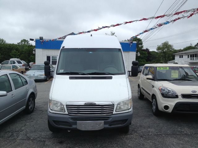 2003 Dodge Sprinter Cargo Crew Cab Amarillo 4X4