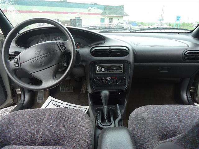 1998 Dodge Stratus Base