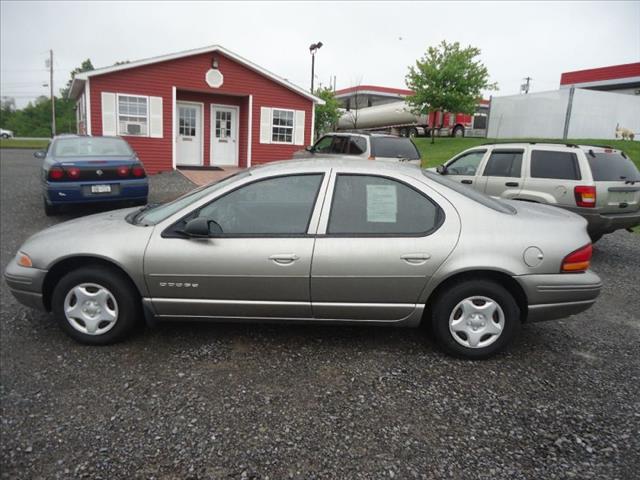 1998 Dodge Stratus Base