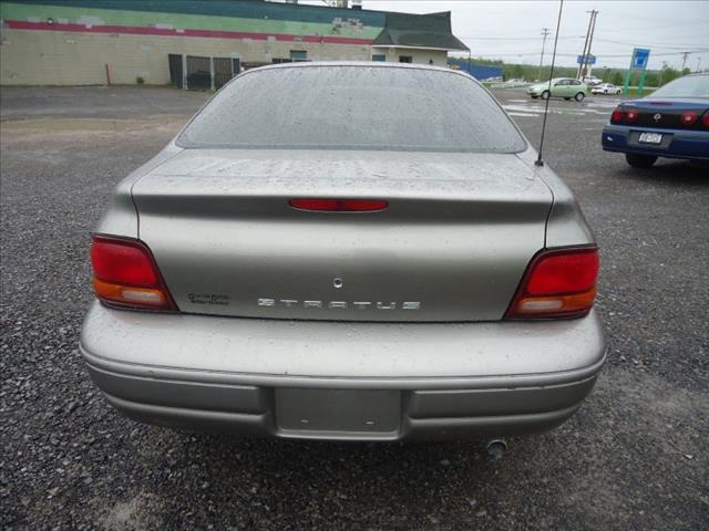 1998 Dodge Stratus Base