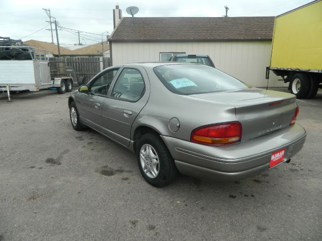 1999 Dodge Stratus Base