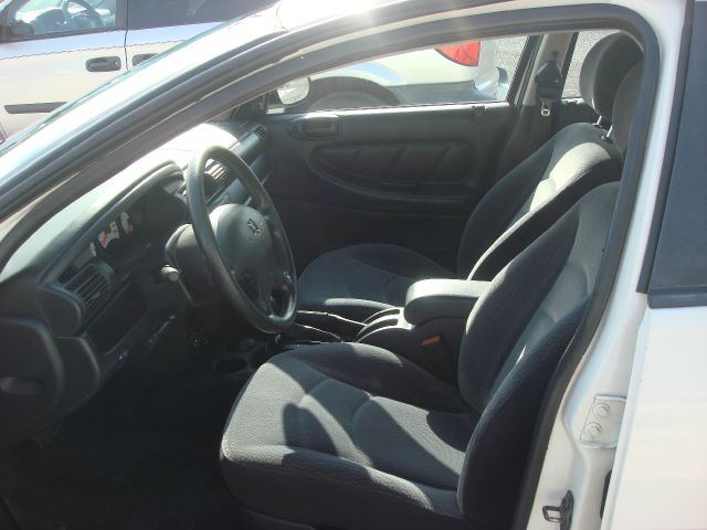 2003 Dodge Stratus Sport -5 Speed-stick-4x4