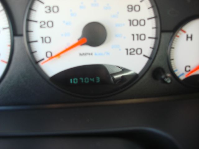 2003 Dodge Stratus Sport -5 Speed-stick-4x4