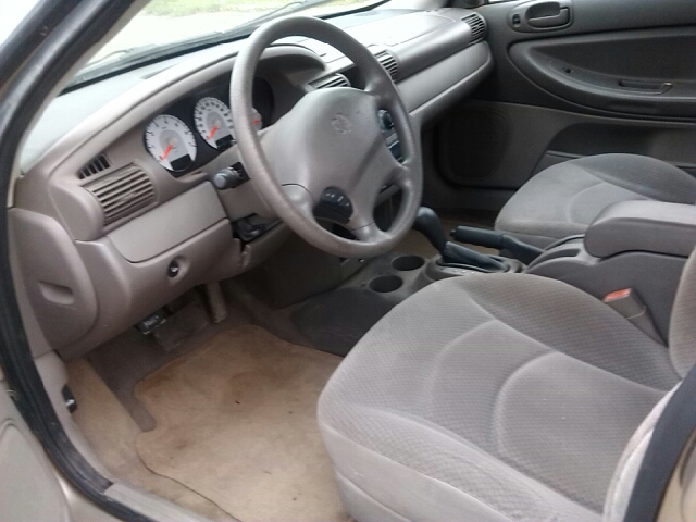 2004 Dodge Stratus Sport -5 Speed-stick-4x4