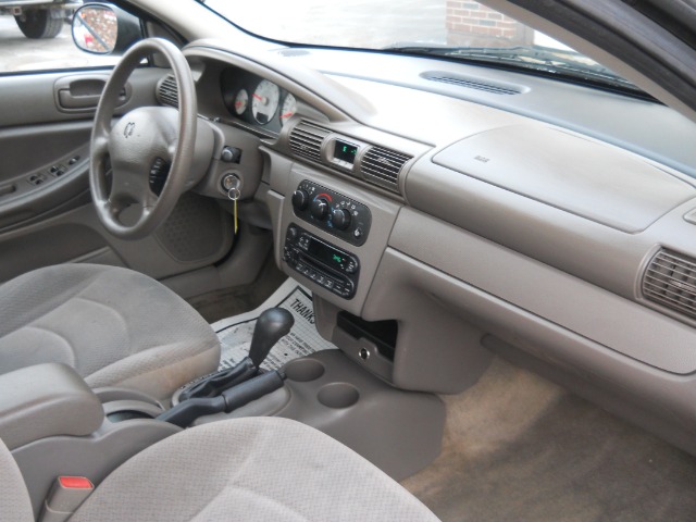 2004 Dodge Stratus SE 2WD