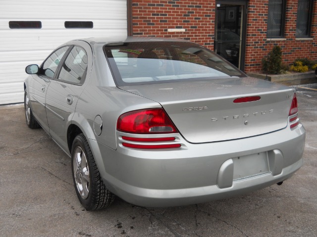 2004 Dodge Stratus SE 2WD
