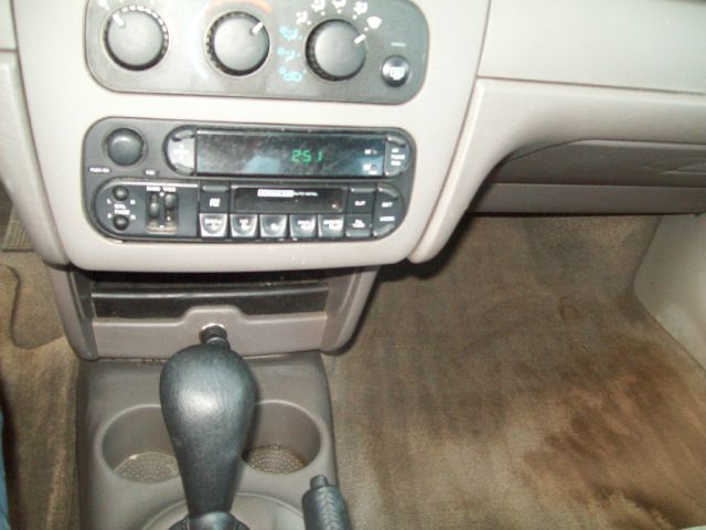 2004 Dodge Stratus Sport -5 Speed-stick-4x4