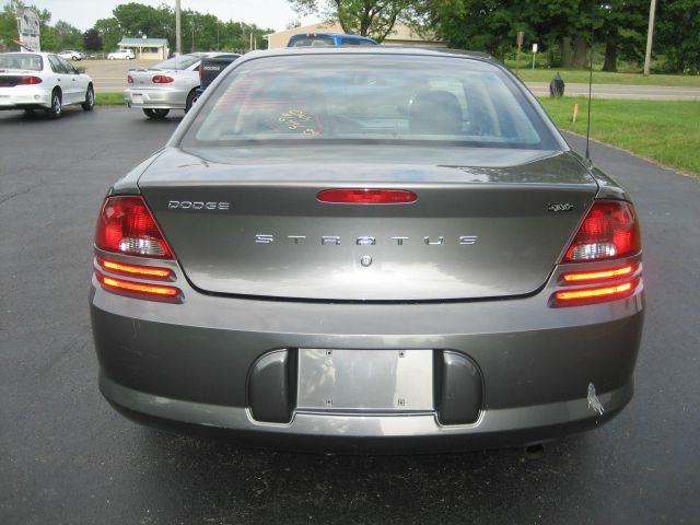2005 Dodge Stratus Unknown