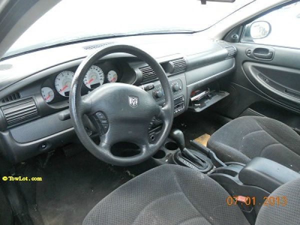 2005 Dodge Stratus Sport -5 Speed-stick-4x4