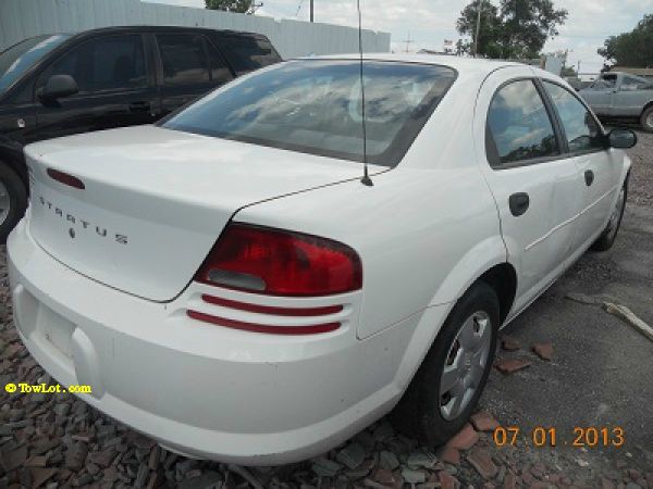 2005 Dodge Stratus Sport -5 Speed-stick-4x4