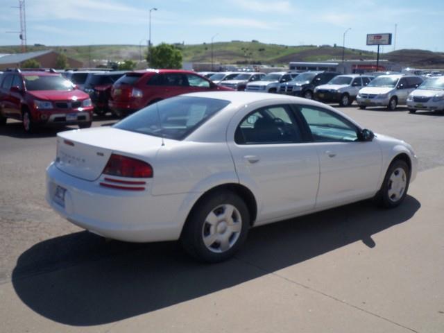 2005 Dodge Stratus S