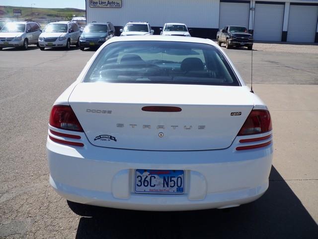 2005 Dodge Stratus S