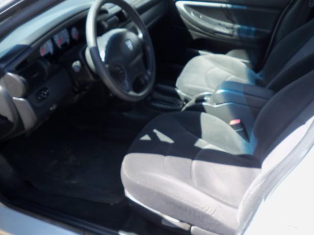 2005 Dodge Stratus S