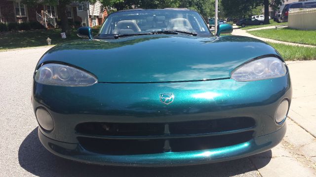 1995 Dodge Viper Club Cab 2WD