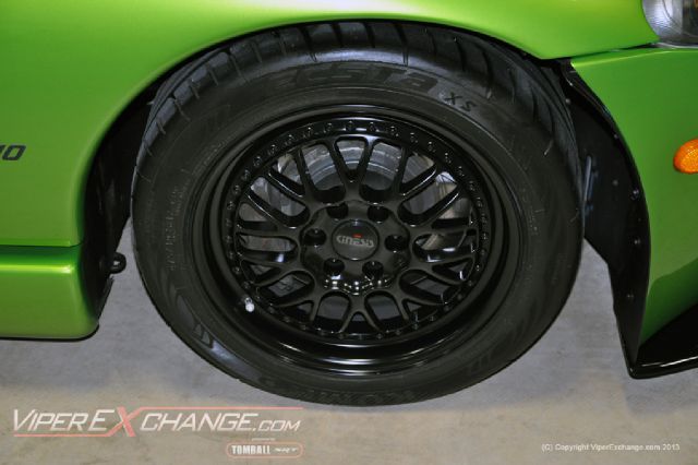 1997 Dodge Viper Club Cab 2WD