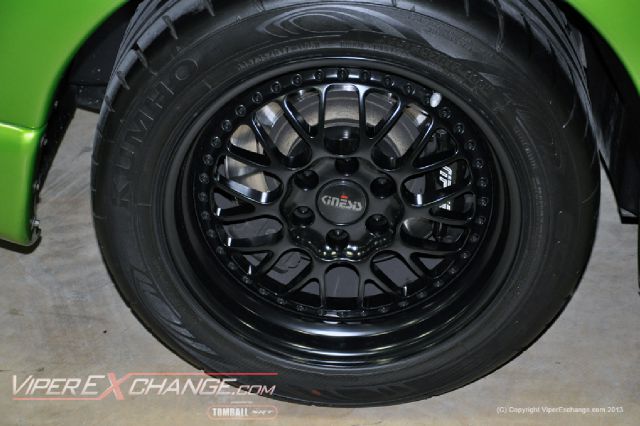 1997 Dodge Viper Club Cab 2WD