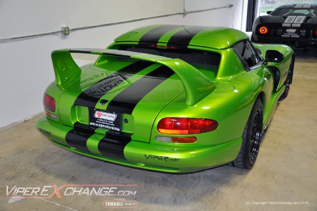1997 Dodge Viper Club Cab 2WD