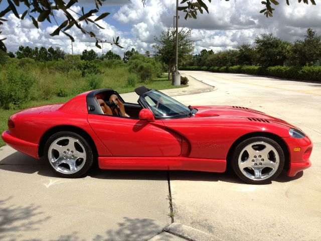 2001 Dodge Viper Club Cab 2WD