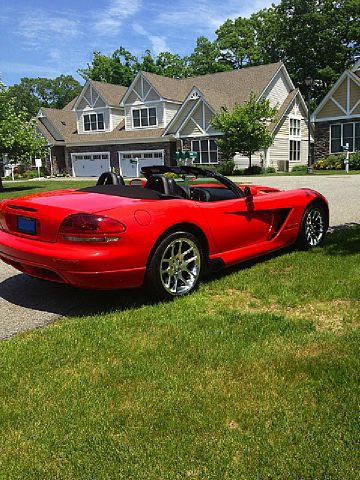 2003 Dodge Viper 4d Wagon SLT (V6)