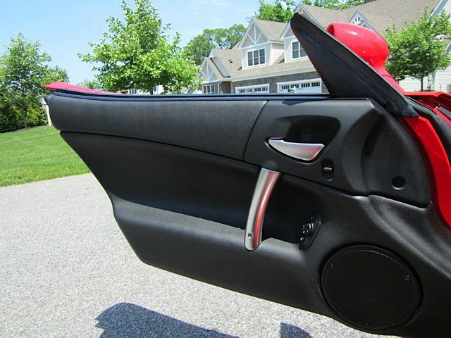 2003 Dodge Viper 4d Wagon SLT (V6)