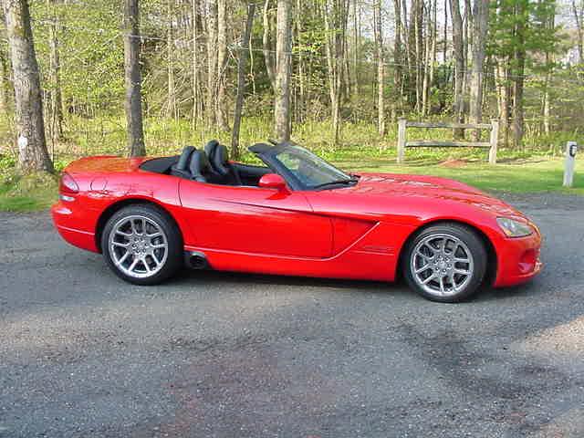 2003 Dodge Viper 4d Wagon SLT (V6)
